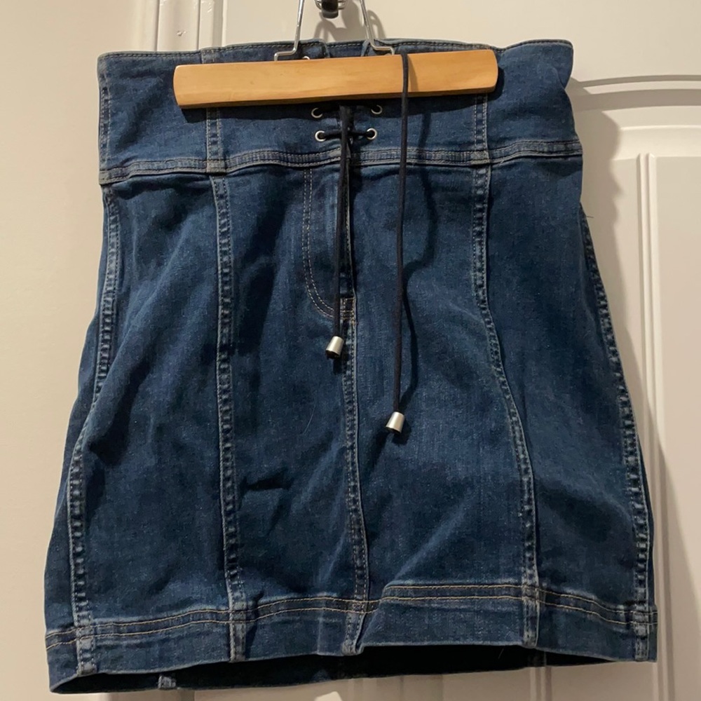 Highwaisted skirt